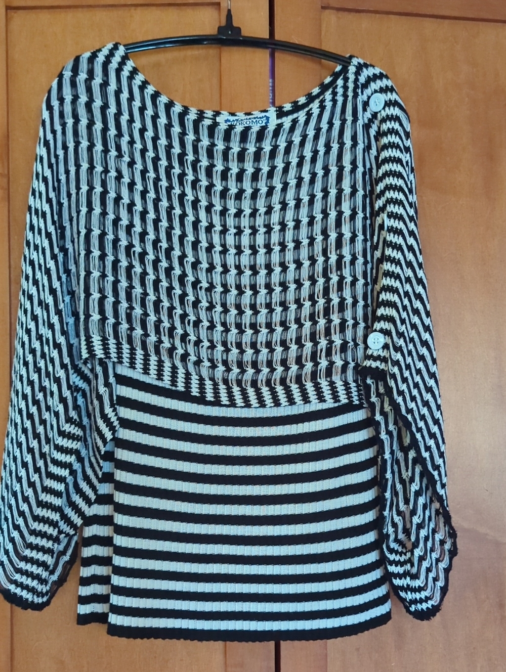 Kokomo Black & White Mixed-Pattern Knit Sweater Large